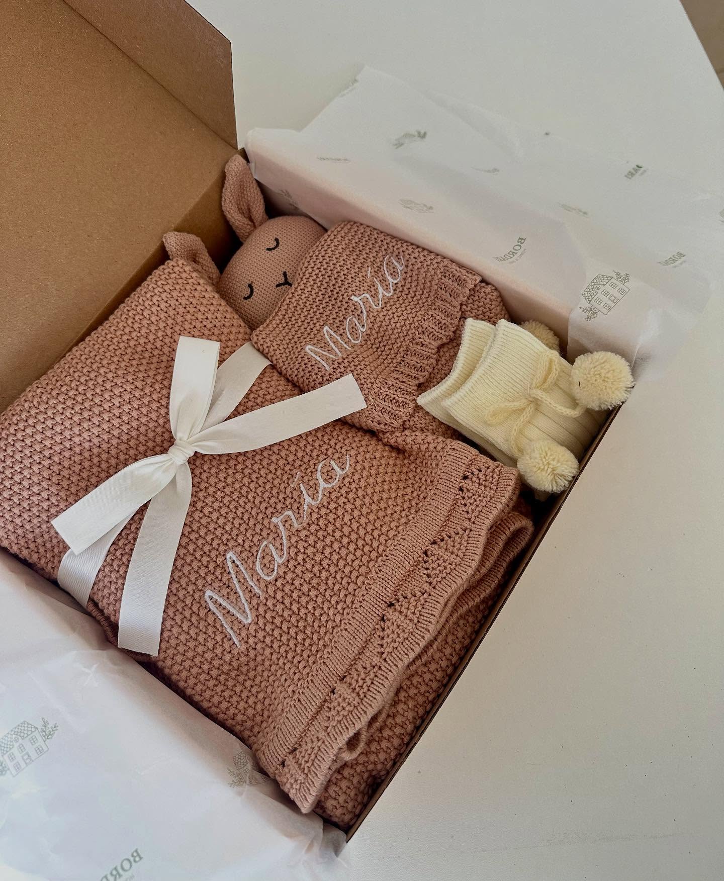 Casa Bordari Facebook ad: Regalo Personalizado para tu bebé!
