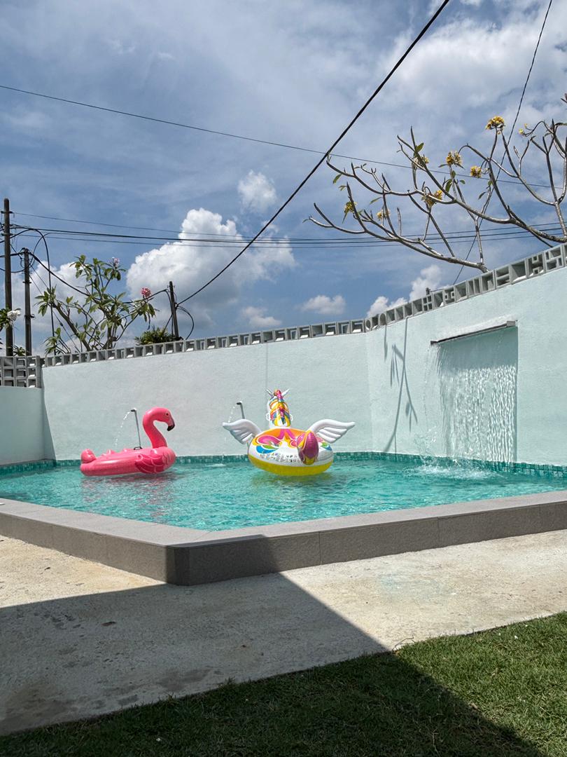 HJ Private POOL Homestay IPOH Facebook ad: Private Pool Homestay in Ipoh