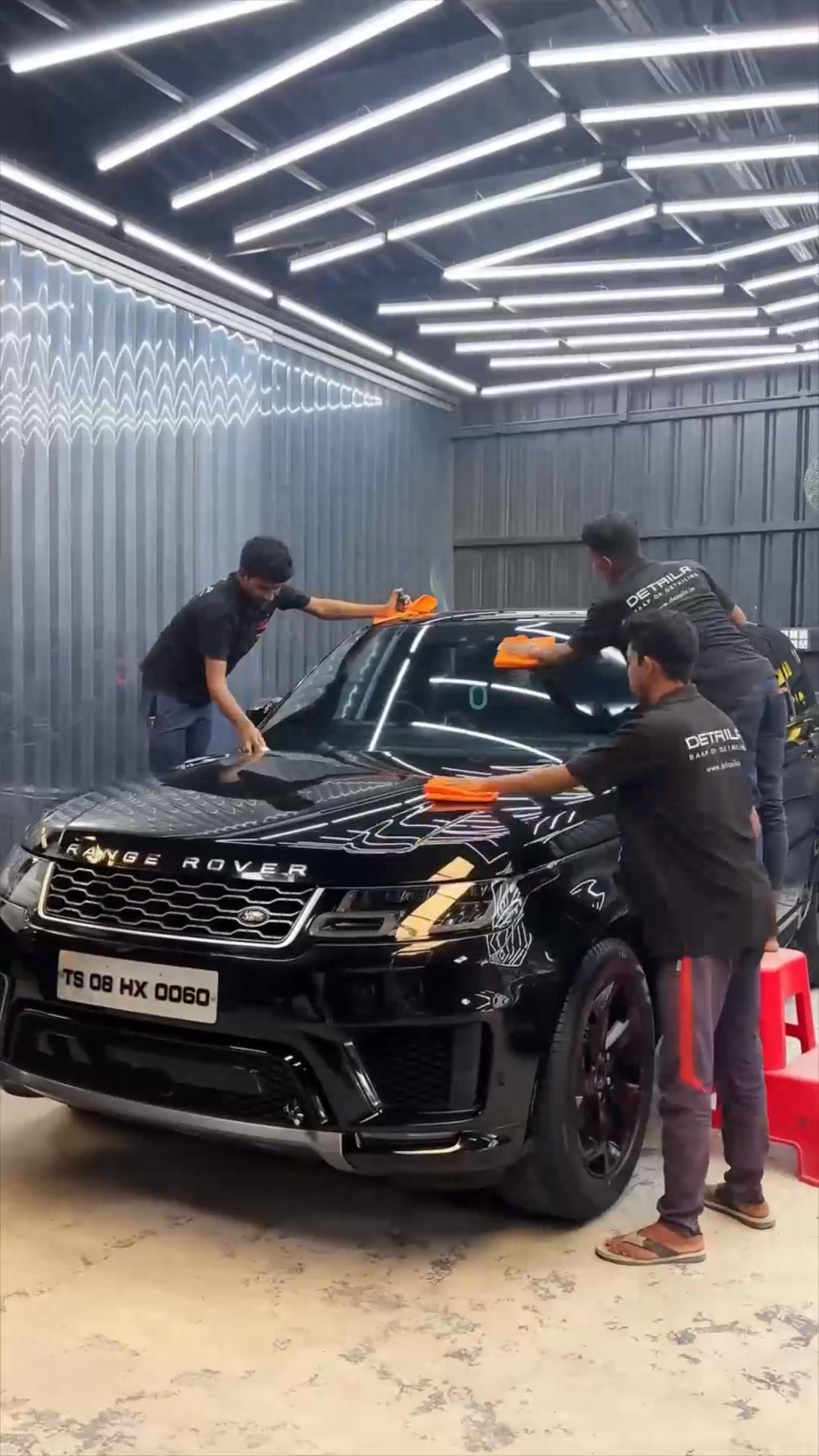 DetailR.in Facebook ad: Best car detailing studio in Rajahmundry