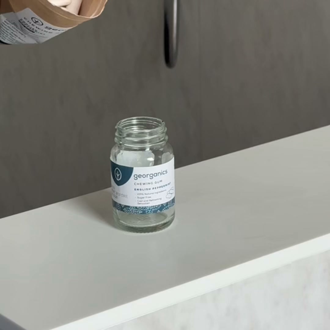 Georganics Facebook ad: 300+ five-star reviews