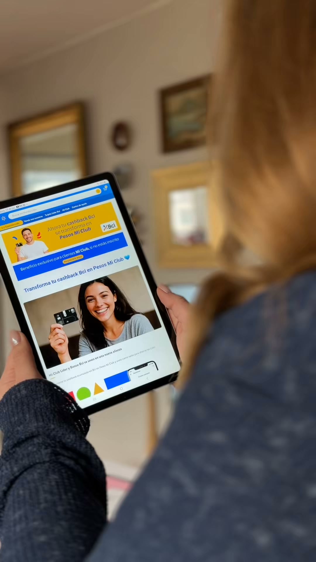Lider Facebook ad: Más beneficios para ti