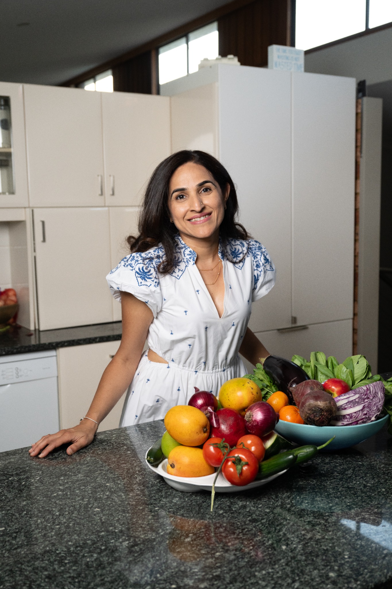 The IBD Dietitian Facebook ad: 1 Good Week-Then Another IBD Flare? FREE Guide: Common…