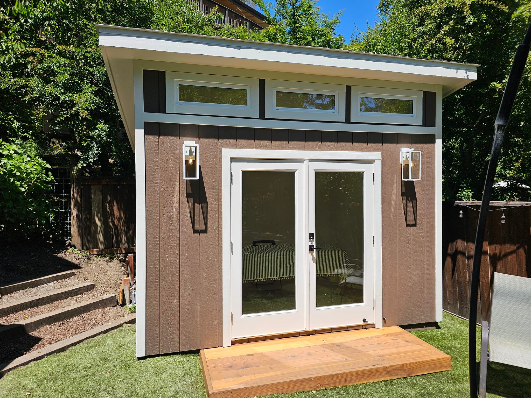 Shed Mania Facebook ad: Need extra space?
