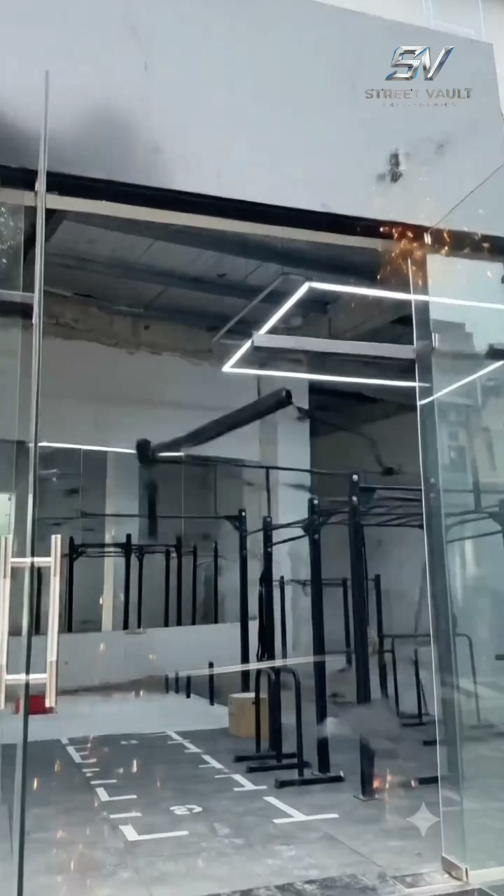 Street Vault Calisthenics Academy Facebook ad: INDIRAPURAM, IT’S TIME TO LEVEL UP.