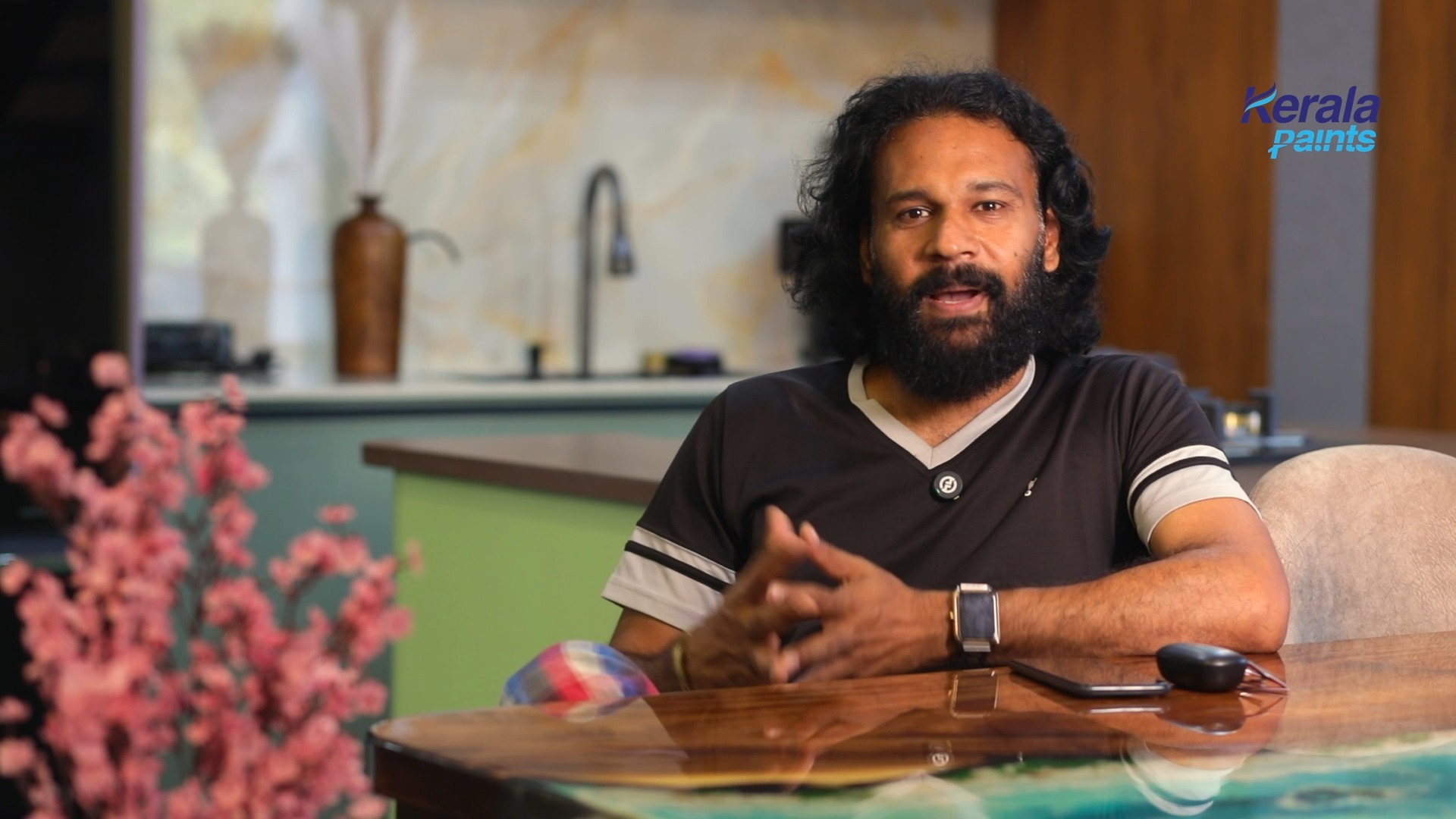 Keralapaints Facebook ad: വീടിന്റെ ചുമരുകൾ തിളങ്ങിയാൽ നമ്മളും തിളങ്ങും, DIRECTOR…