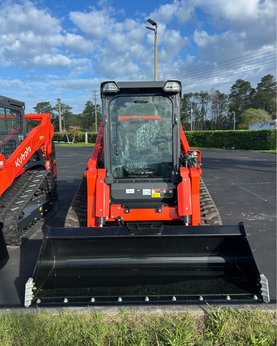 Taylor Tractors Facebook ad: 2026 Kubota SVL97-3