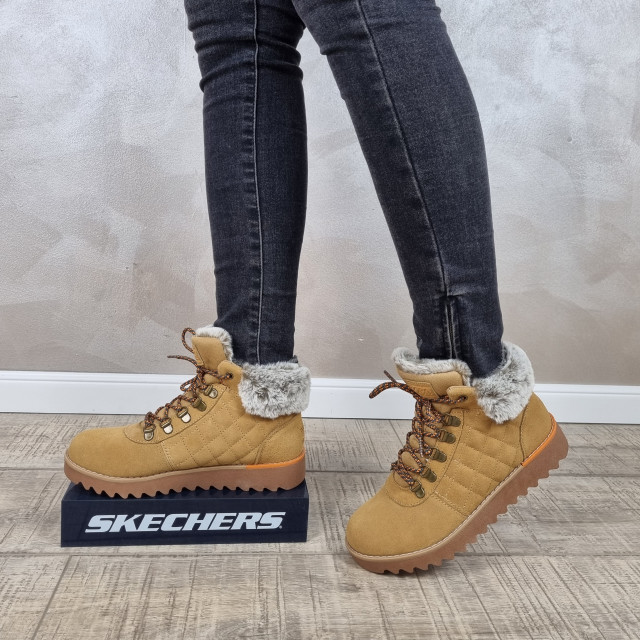 Fashion Shoes Facebook ad
