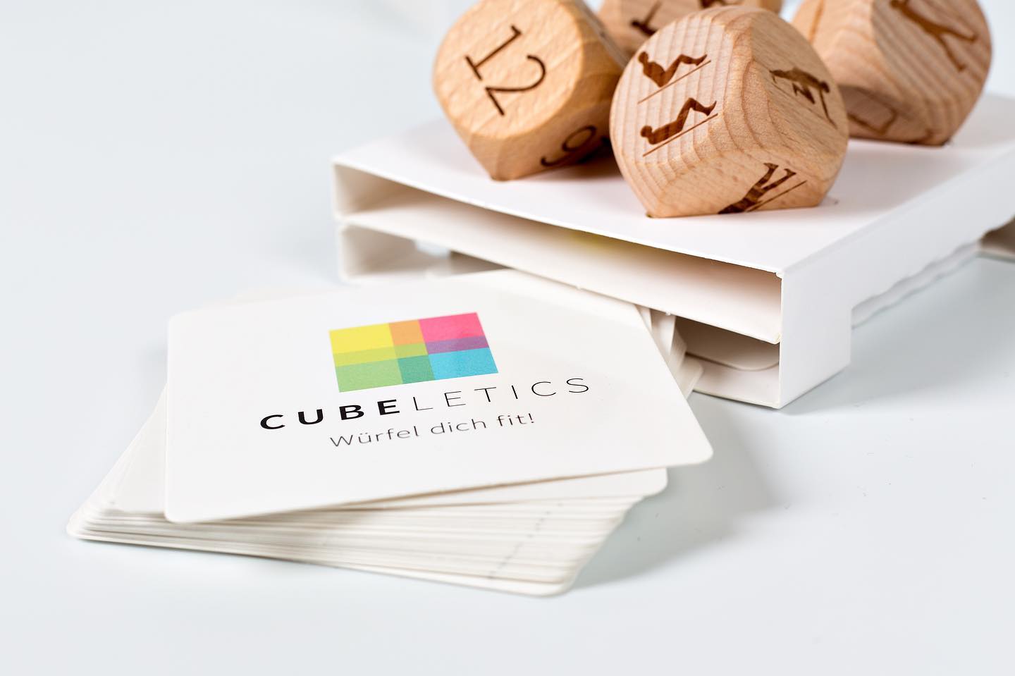 CUBELETICS Facebook ad: CUBELETICS Fitness-Würfel - Das neue FUNCTIONAL FITNESS…