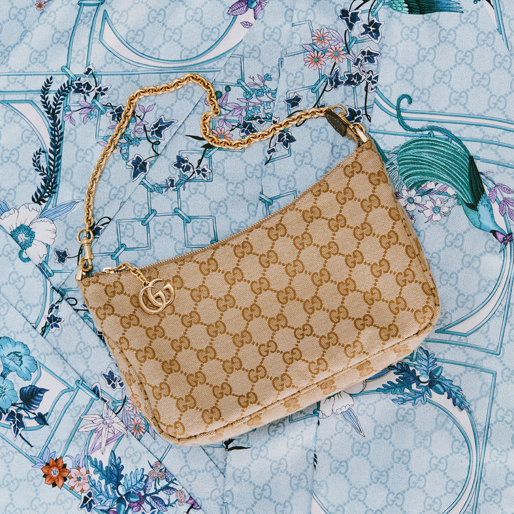 Gucci Facebook ad