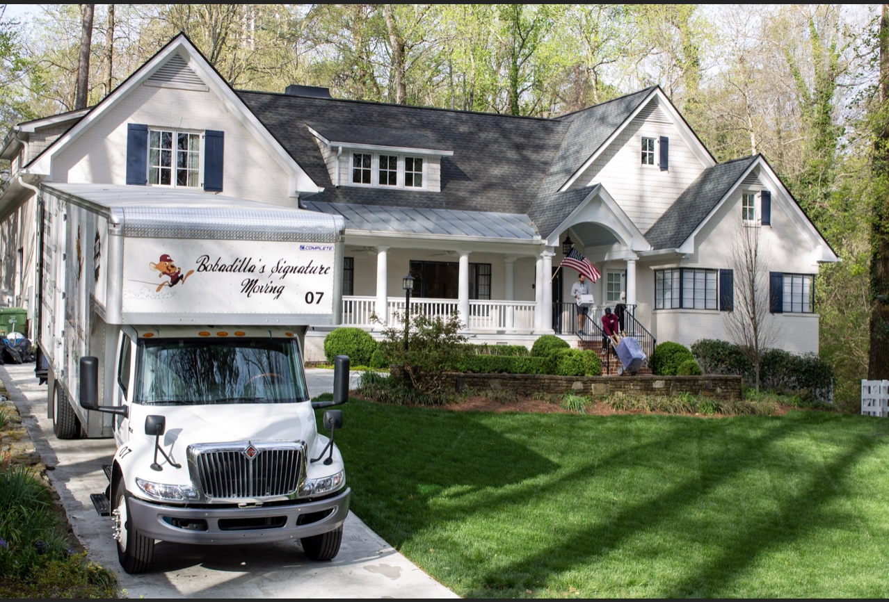 Bobadillas Signature Moving Facebook ad: Home - Bobadilla's