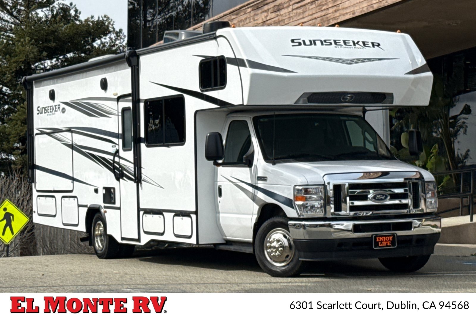 Norville Hanke Jr. Facebook ad: 2024 FOREST RIVER SUNSEEKER 2860DS CLASS C MOTORHOME