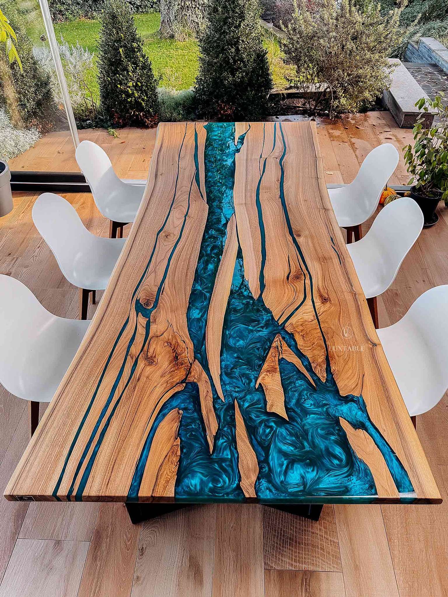 Luxtable - Tables en bois et Résine Époxy Facebook ad from Jun 21, 2024