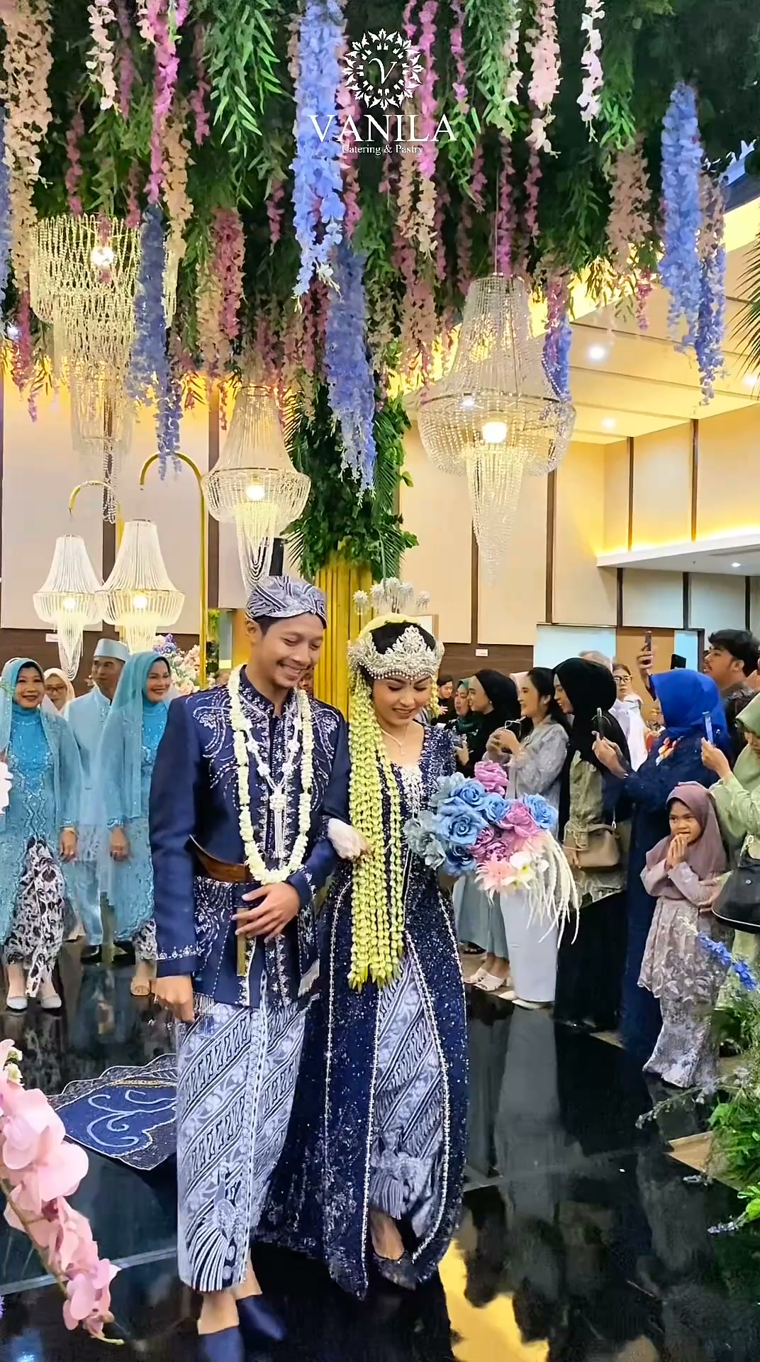 Vanila Catering Bogor Facebook ad: Pernikahan impianmu layak dapat yang terbaik.