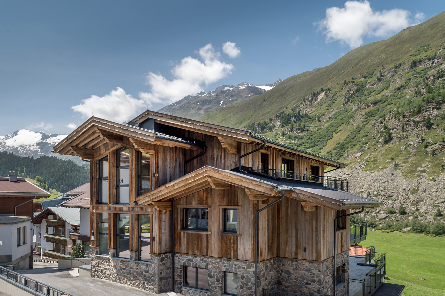 Gletscherblick serviced apartments Facebook ad: Sommerurlaub in Obergurgl