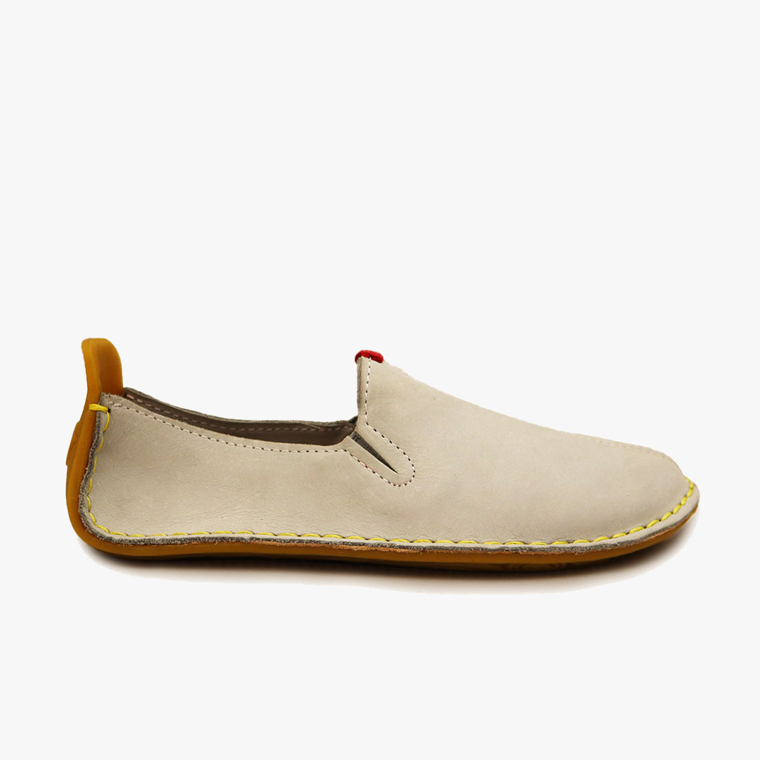Vivobarefoot Facebook ad