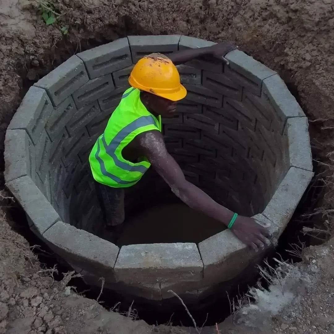 Kingi sewage system Facebook ad: KINGI SEWAGE SYSTEM)