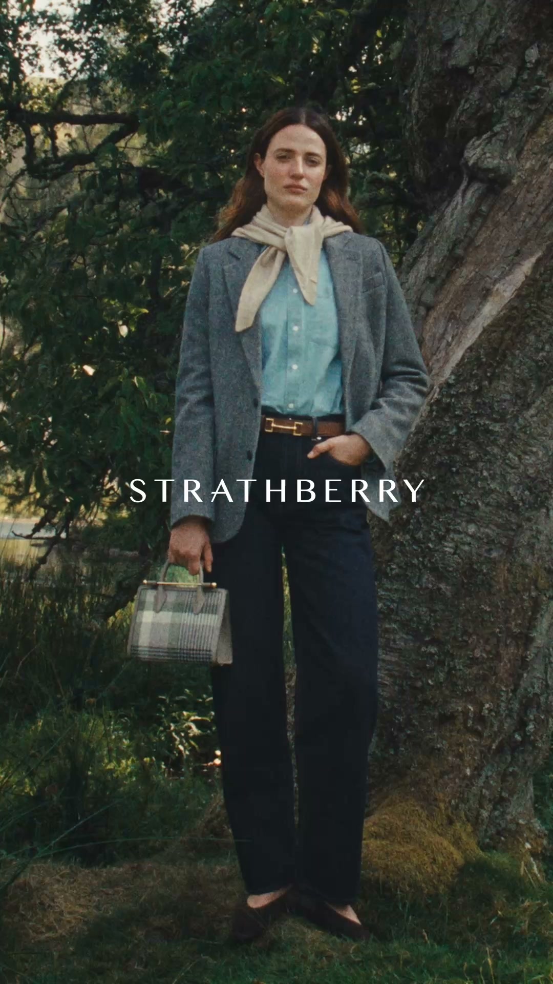 Strathberry Facebook ad: Strathberry格紋系列