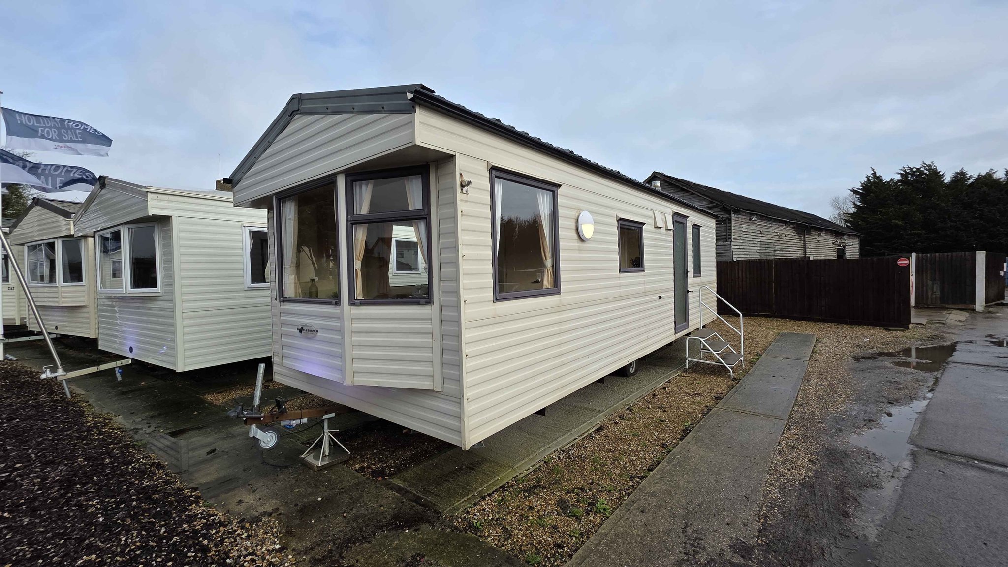 Bob Pegram Coopers Beach Facebook ad: Cheap Caravan For Sale On Mersea Island Near Colchester…