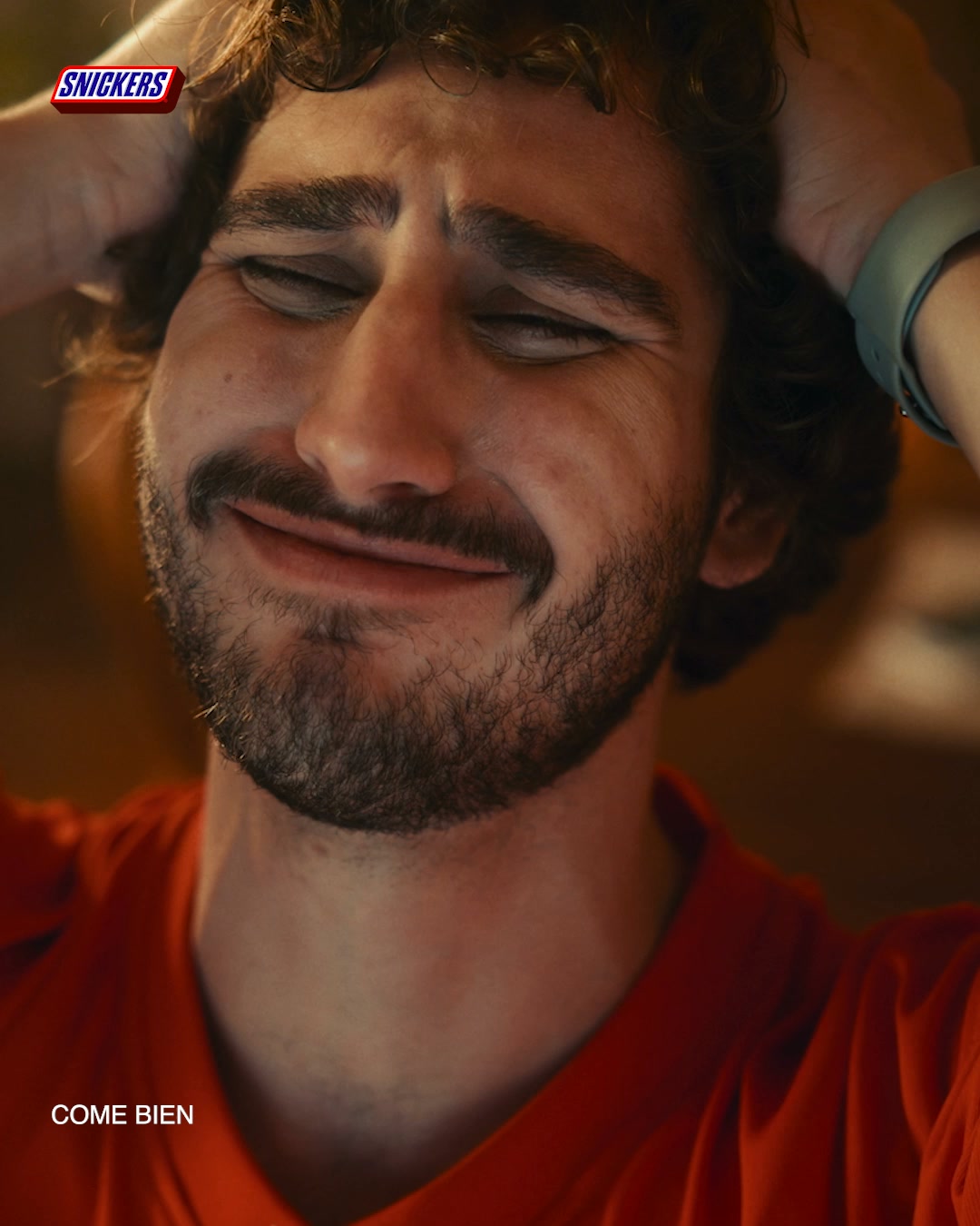SNICKERS México Facebook ad: ¿HAMBRE? Cómete un Snickers