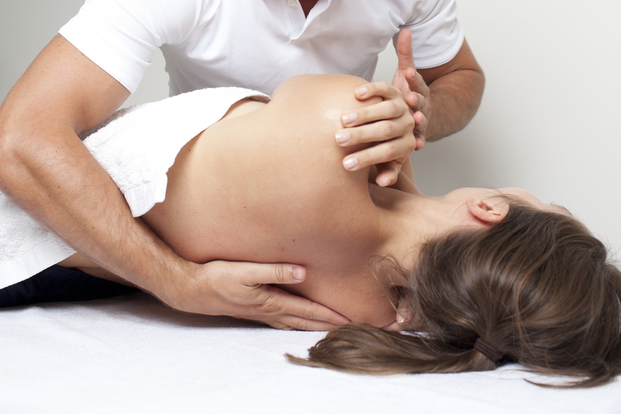 Rhian Osborne Not Just Backs Osteopathy & Nutrition Facebook ad