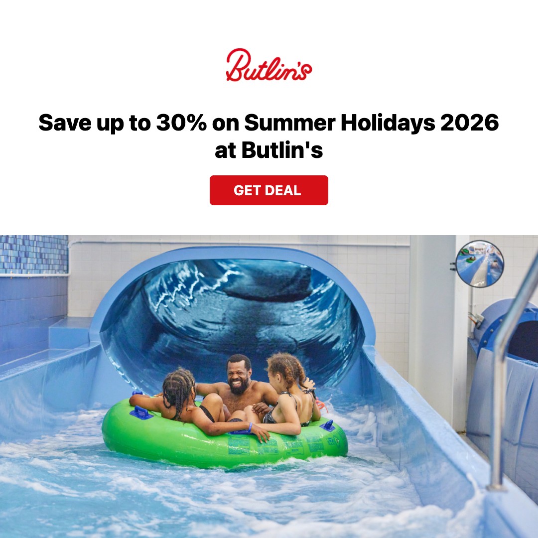 Everything Discounts Facebook ad: Book your summer family holiday today!