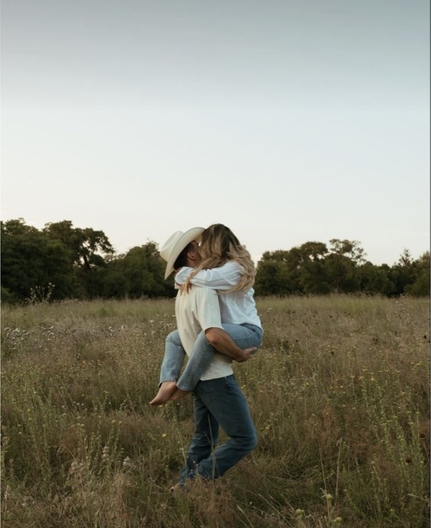 Sinclair Kelly Author Facebook ad: Rodeo & Juliette (Darling Omegas Series Book 1)