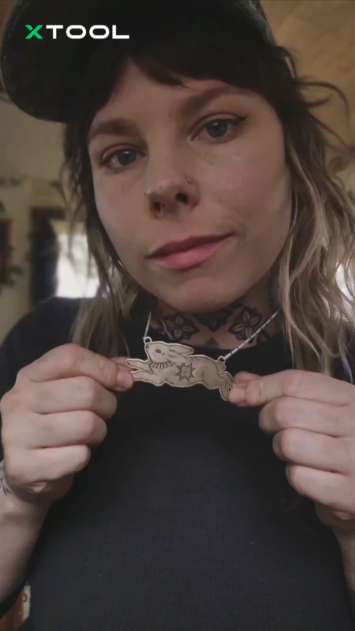 xTool Facebook ad: Make Tiny Metal Designs Stand Out