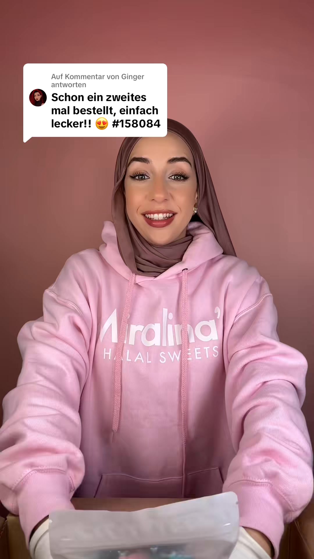 Miralina's Halal Sweets Facebook ad: Entdecke unsere große Auswahl an Halal-Süßwaren