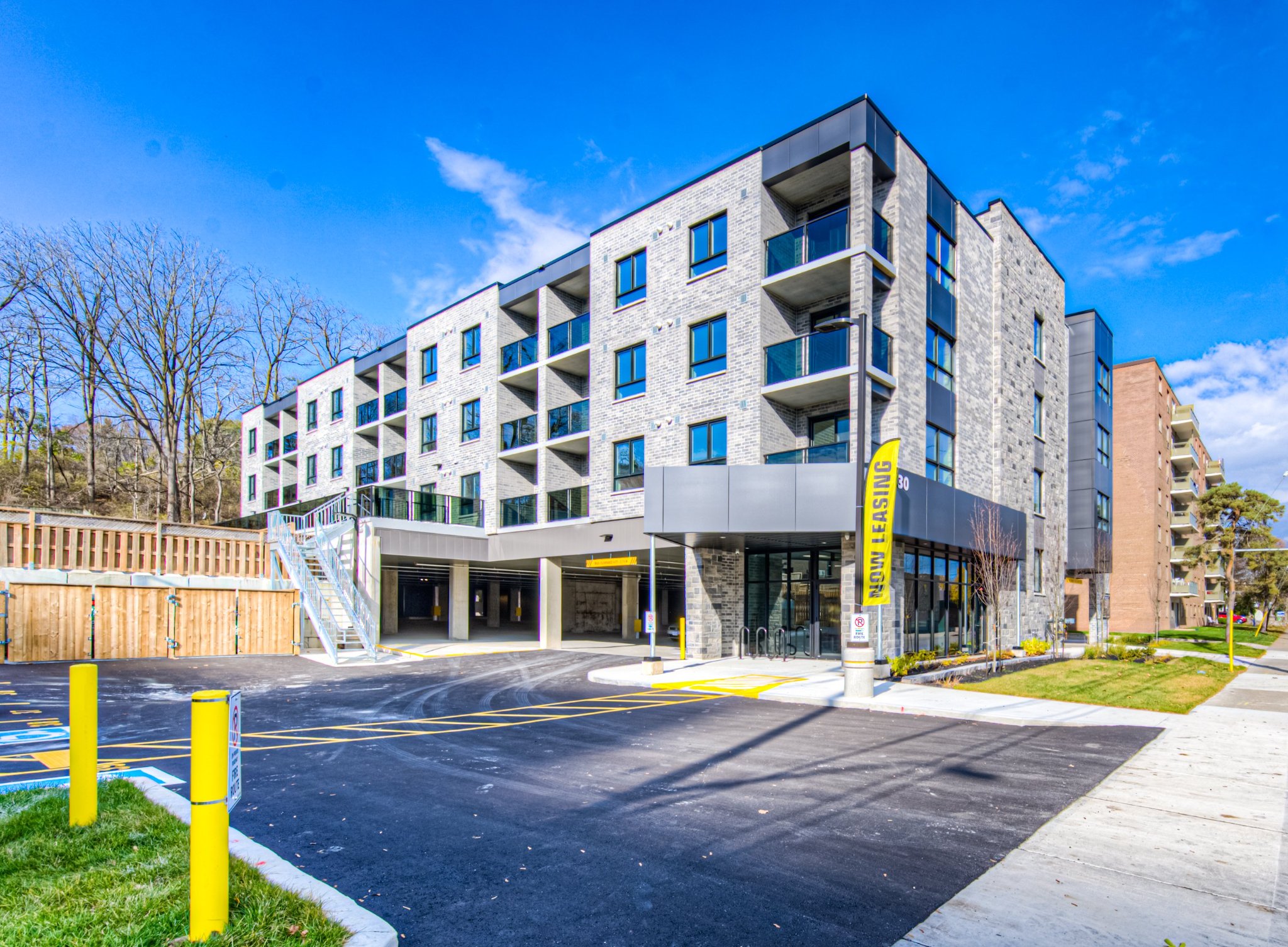 Andrea Janus Facebook ad: 1 Bed 1 Bath Apartment