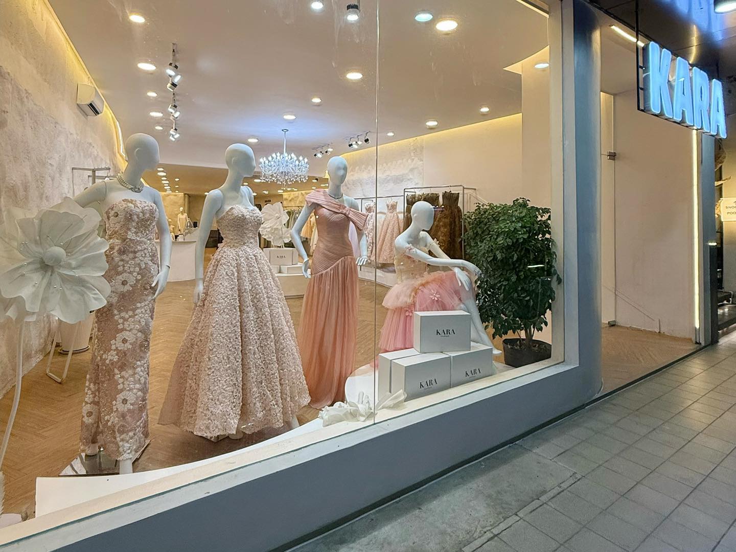 KARA Boutique Facebook ad: New Collection