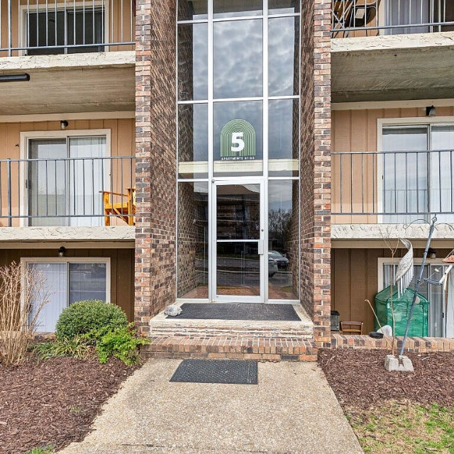 Zillow For Rent Facebook ad