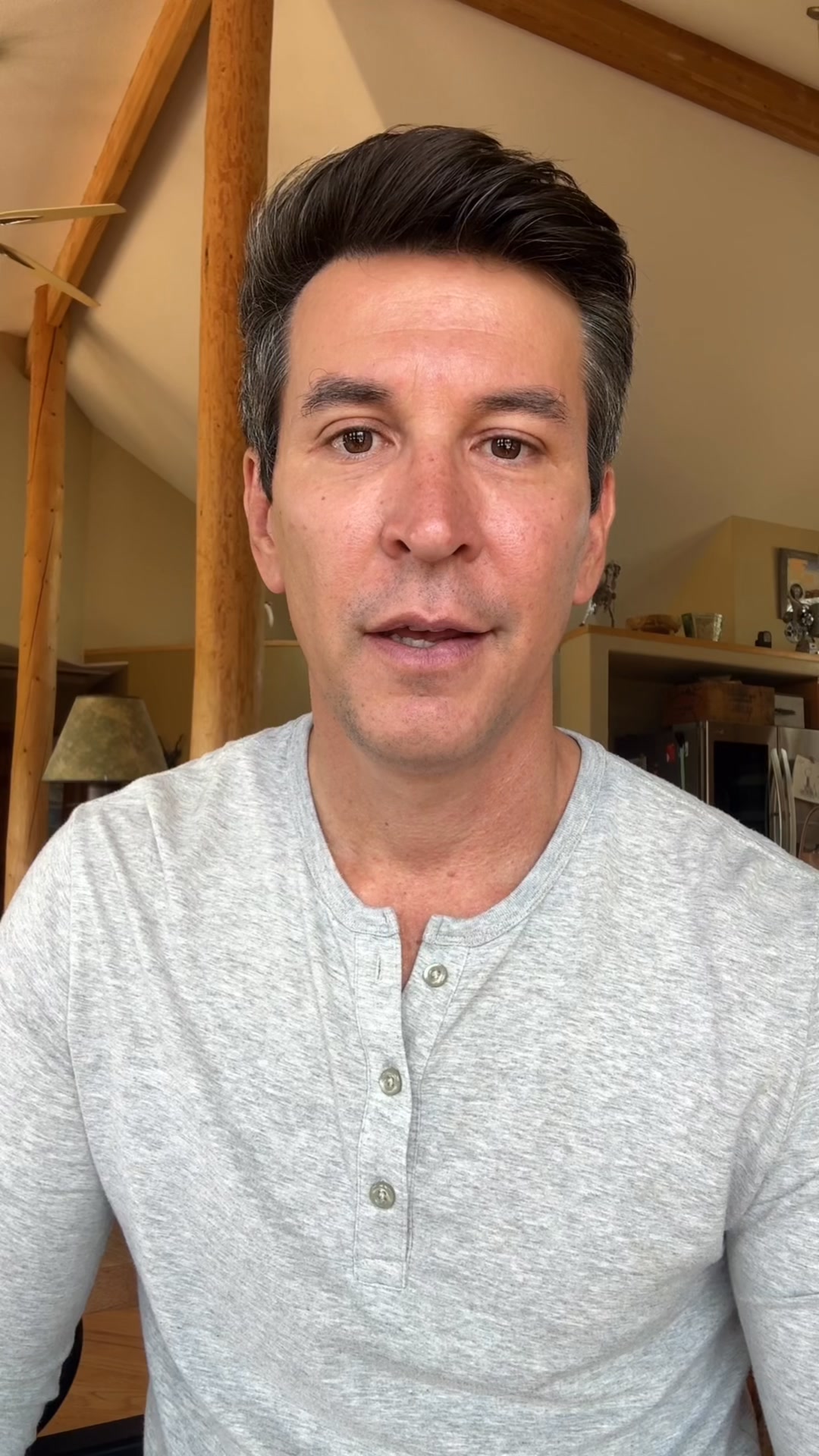 Arvin Anderson Facebook ad: The Claude System for Solopreneurs