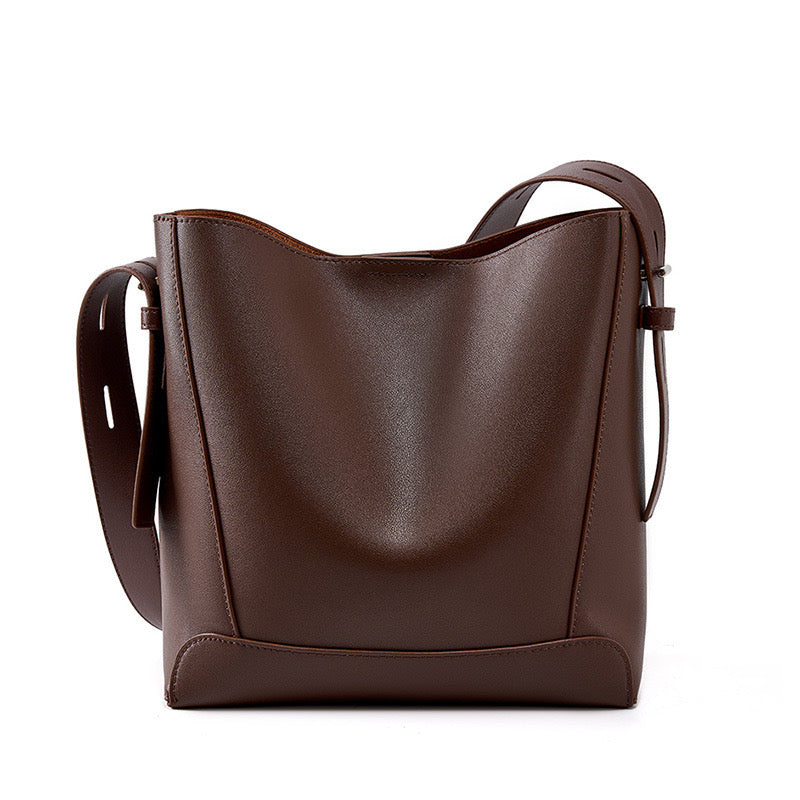 Veloisse Facebook ad: Discover the finest collection of sustainable women's…