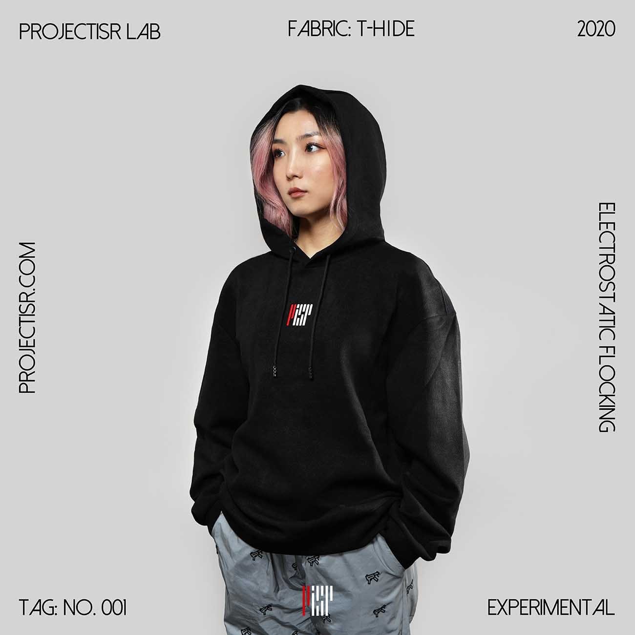 Projectisr Facebook ad: We're not your typical fashion house.