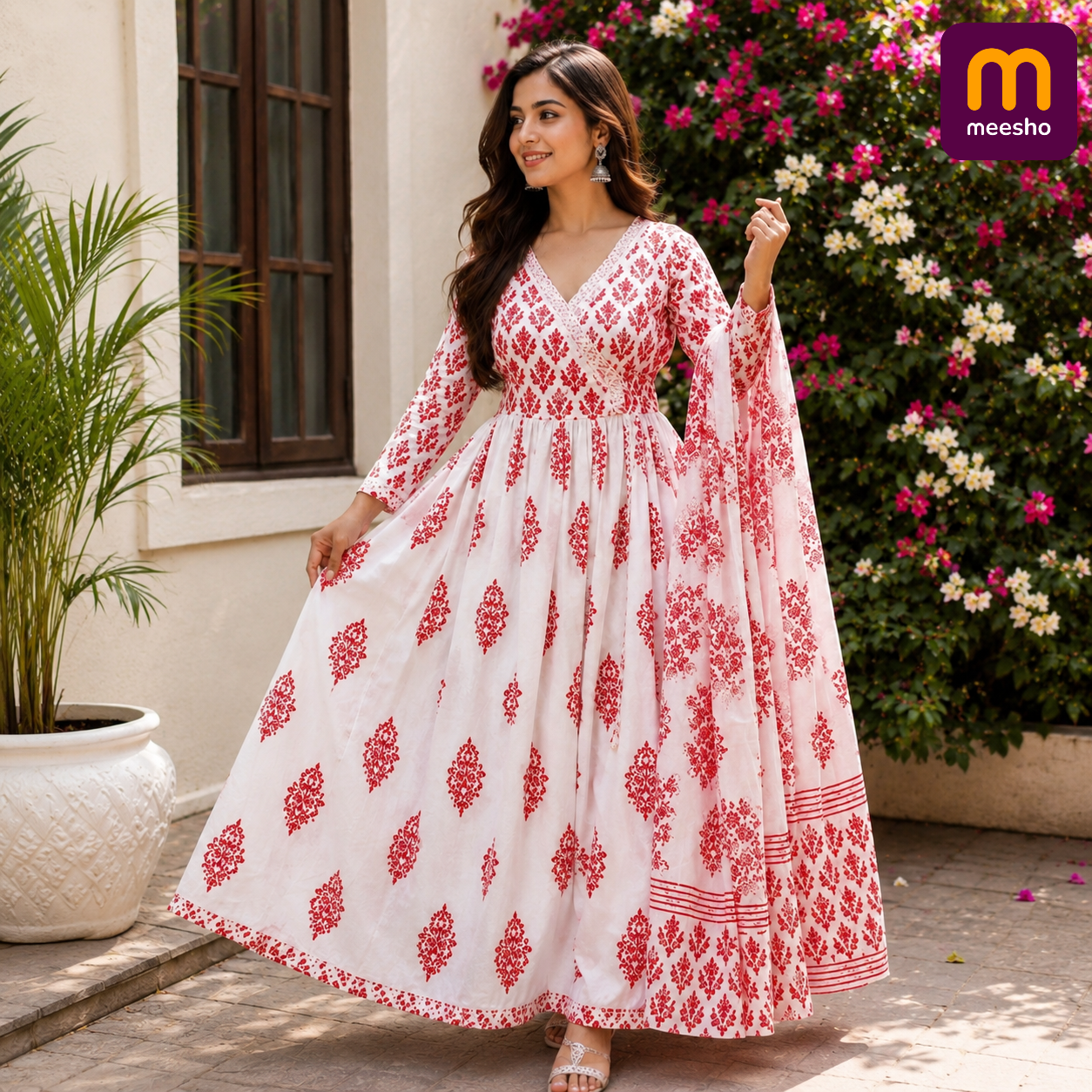 Fashion Finds Hub Facebook ad