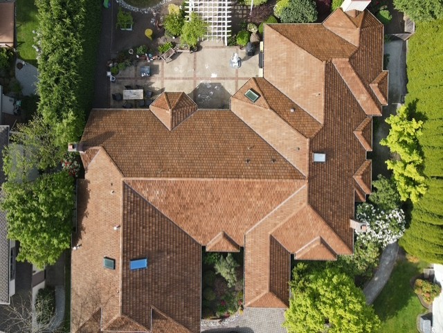 Pro-Long Roof Care and Gutters Facebook ad