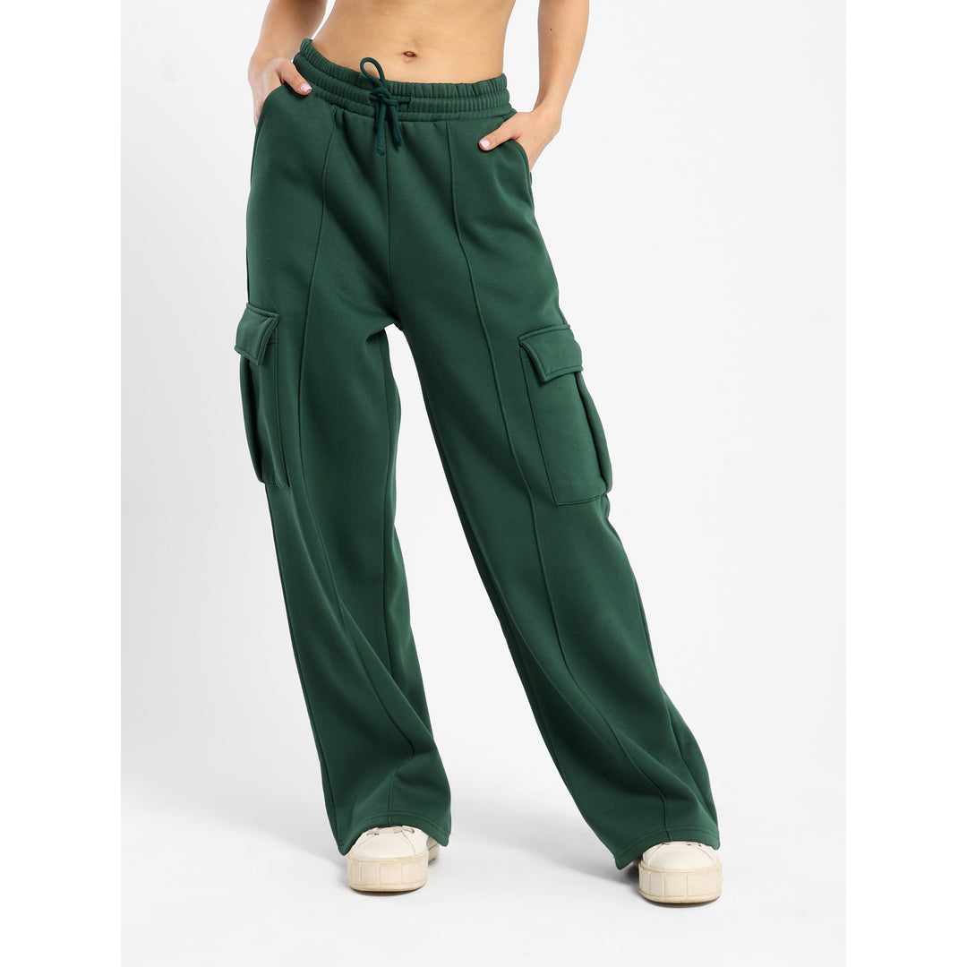 O'zone Facebook ad: Update your wardrobe today with the latest trends…