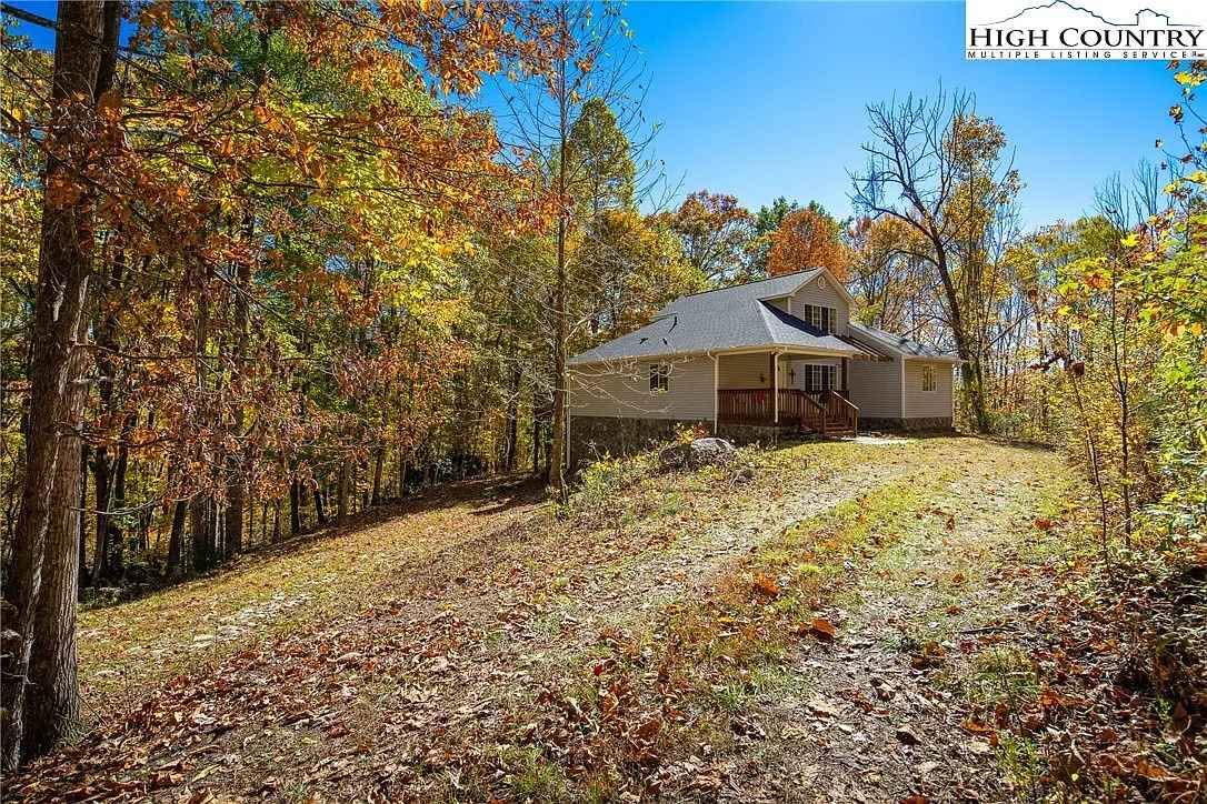 April McDonald Emery Facebook ad: Looking for a mountain retreat in the cool NC mountains…