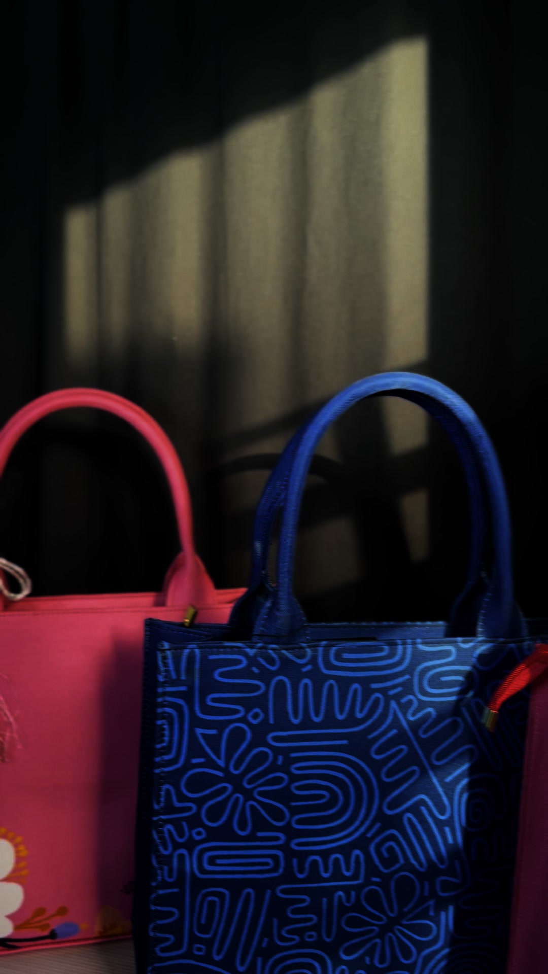 Fineur.pk Facebook ad: Canvas Mini Drop!