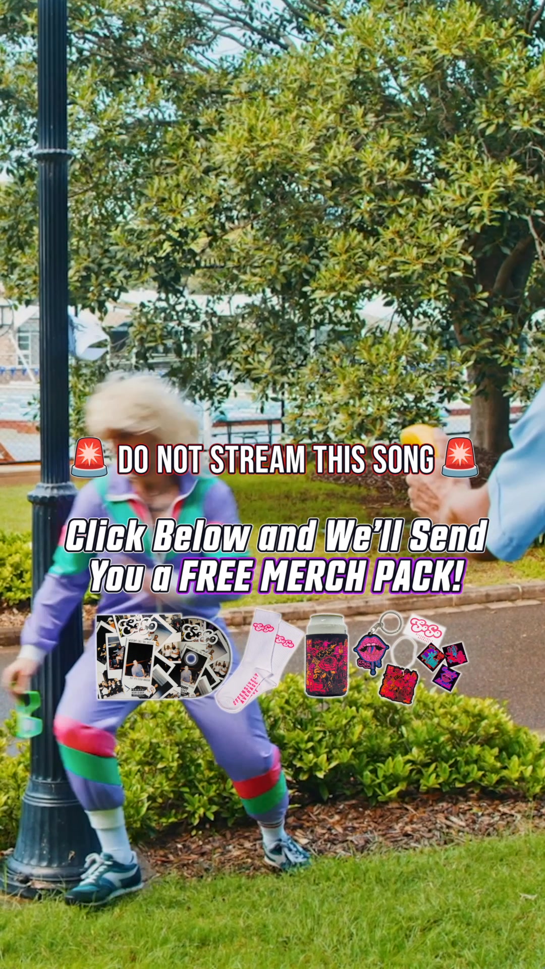 SoSo Facebook ad: FREE Merch Pack Offer!