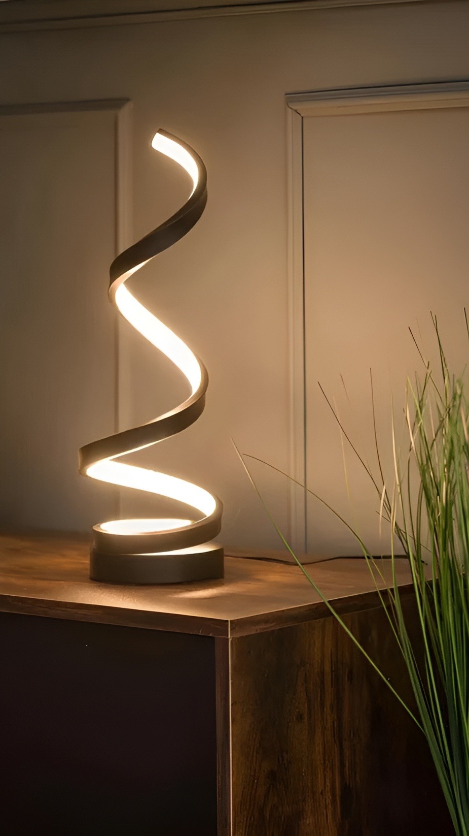 Creative.Lighting Facebook ad