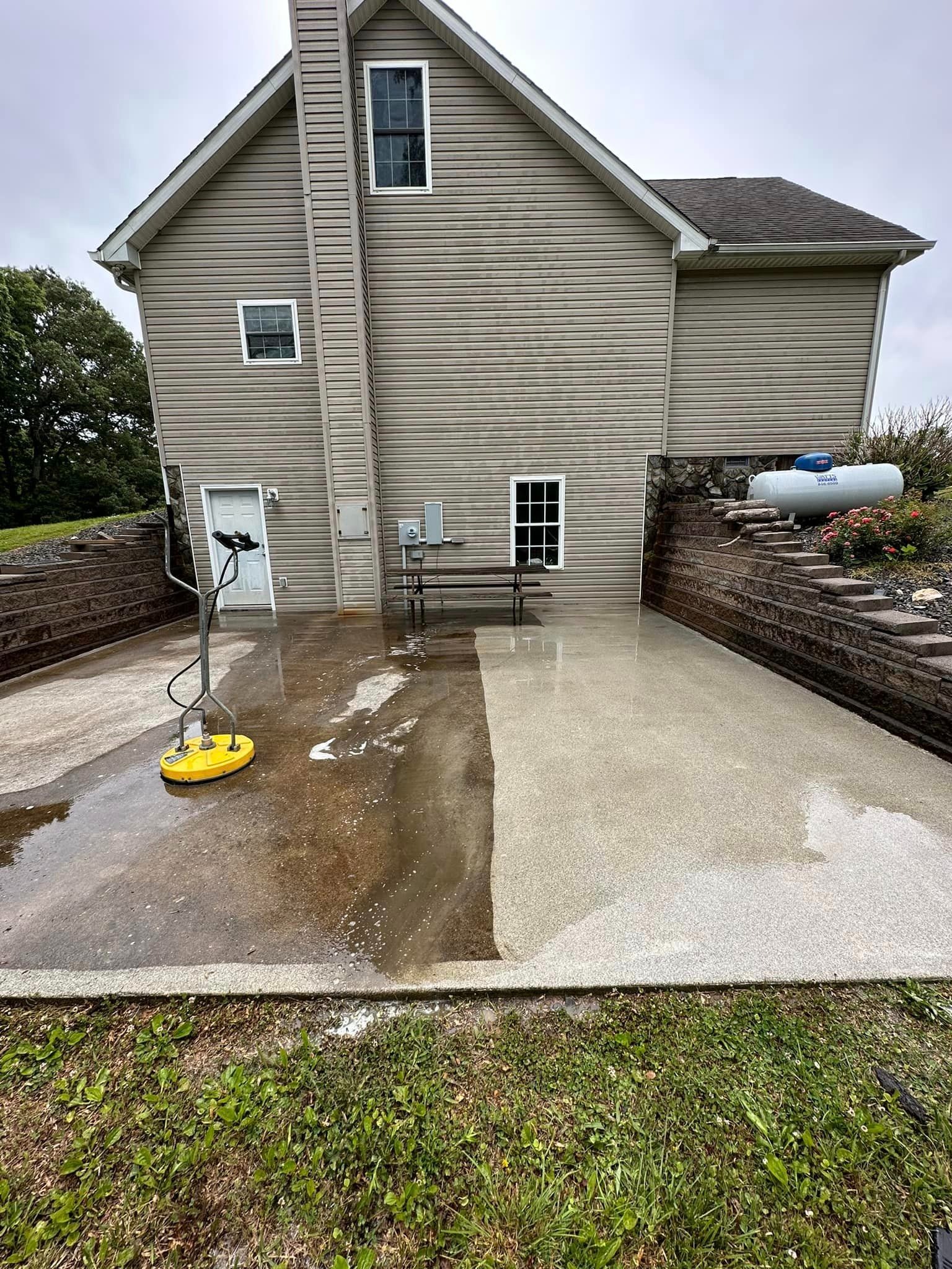 D1 Pressure Washing, LLC Facebook ad