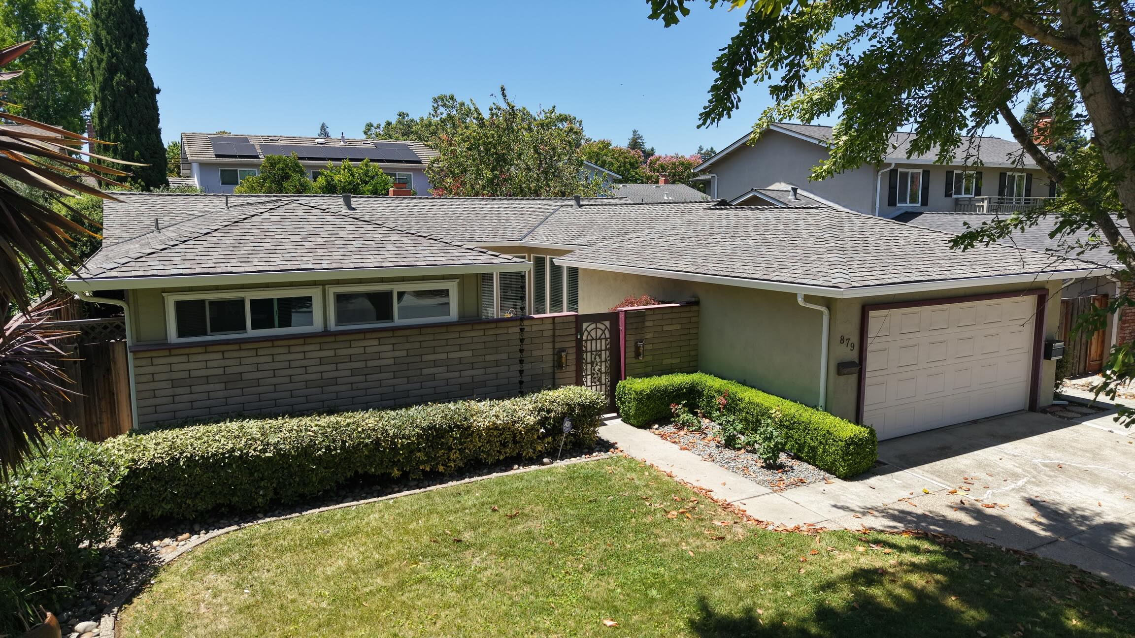 Valdivia Roofing Facebook ad