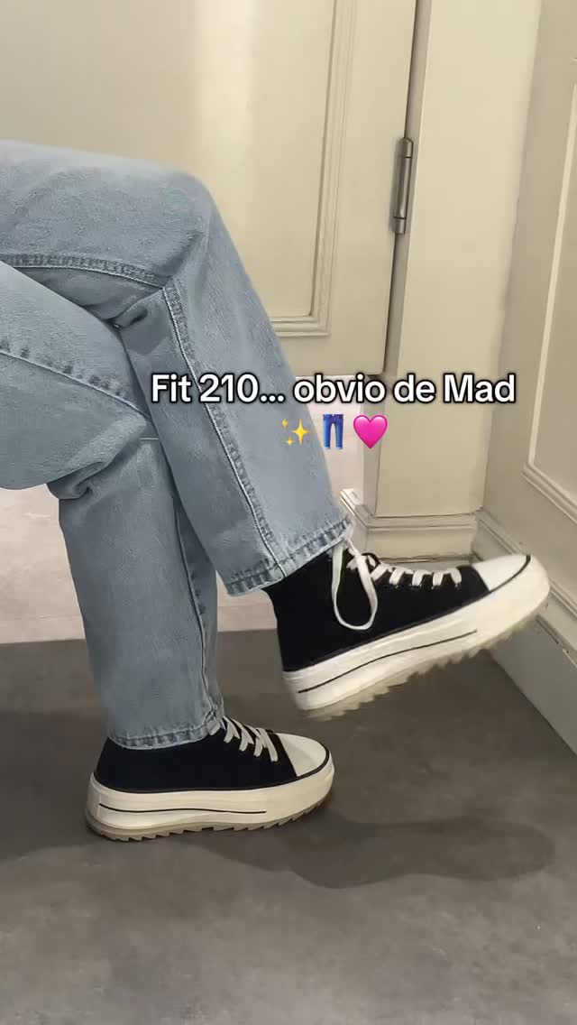 Mad Jeans Facebook ad: ¿Eres chaparrita y siempre batallas con los jeans…