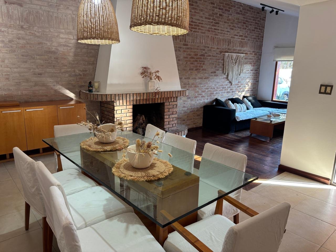Andrea Verónica Rohner Facebook ad: VENTA GRAN CASA A MTS DE RECTA MARTINOLI