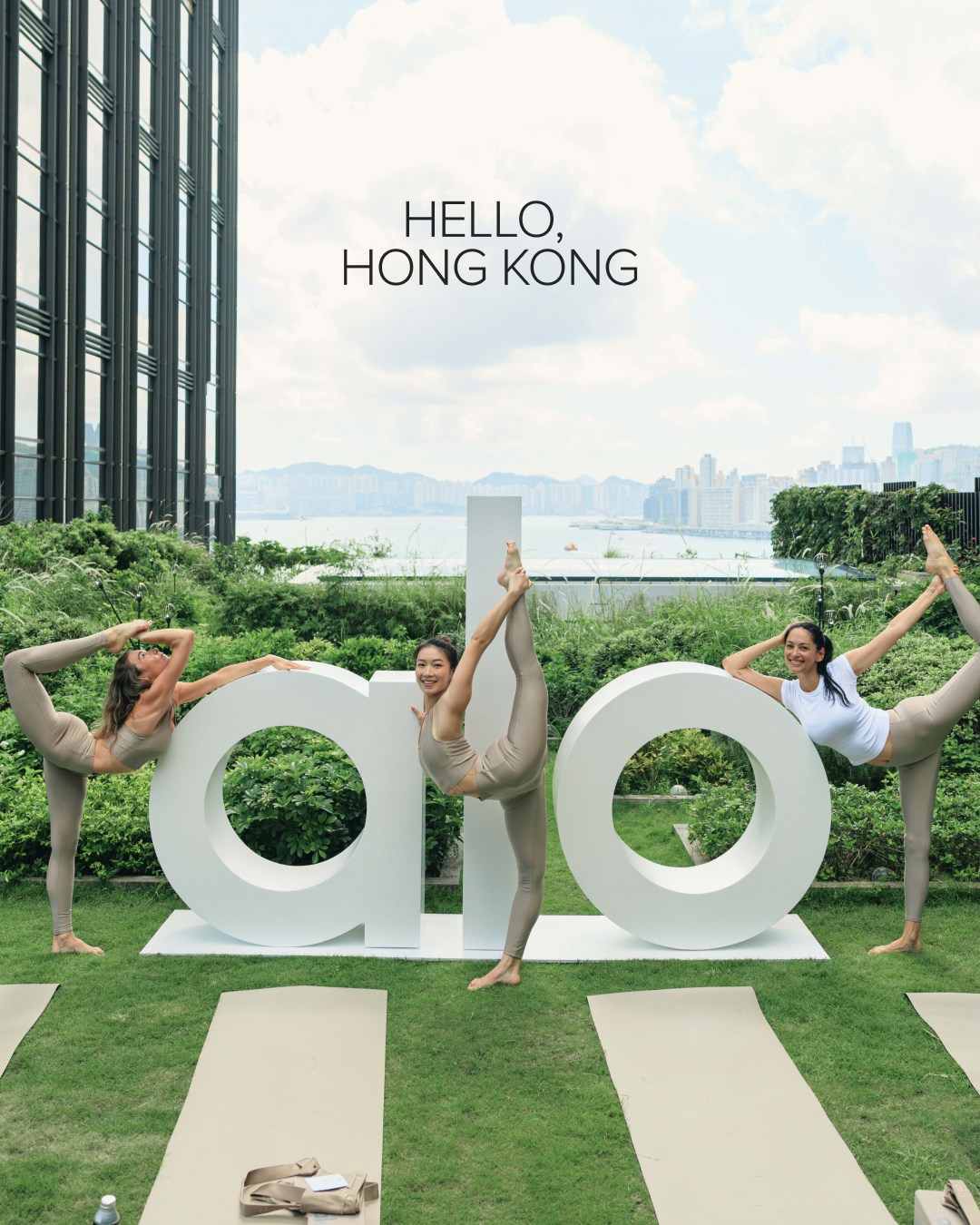 Alo Yoga Facebook ad: ALO Hong Kong