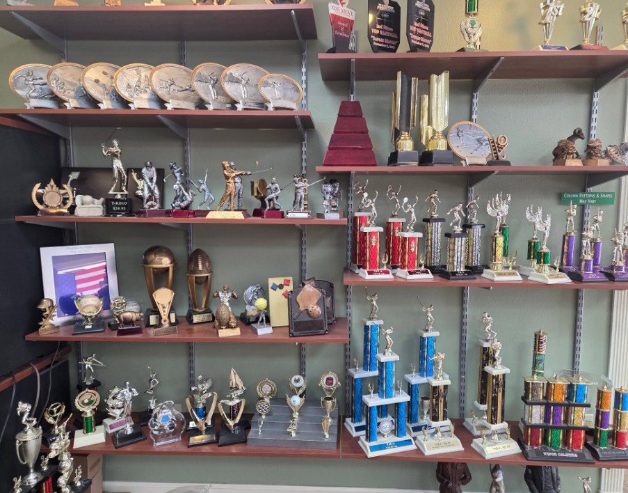 Sarasota Trophy & Awards Facebook ad