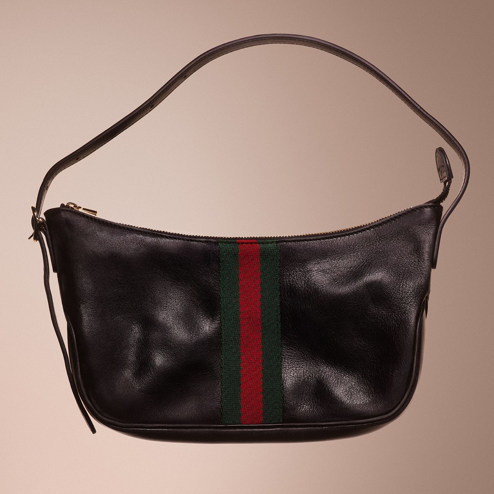 Gucci Facebook ad