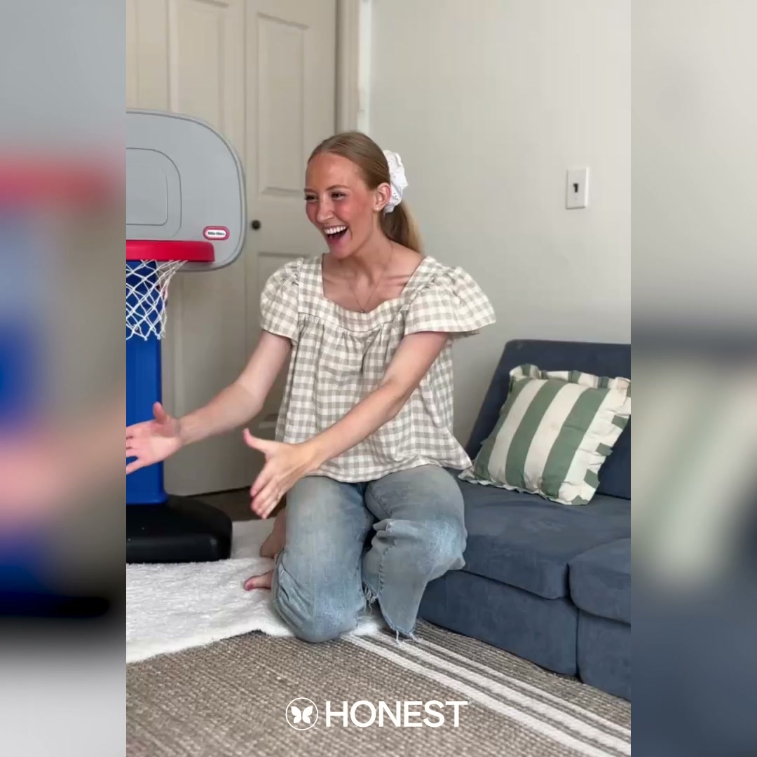 The Honest Company Facebook ad: Clean Conscious Baby Care