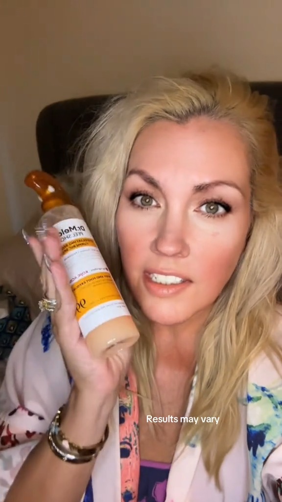Dr.Melaxin US.official Facebook ad: Okayyy… I think I finally found a body…